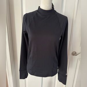 Under Armour Women's Movement CW Long SleeveThumb Holes Mock Top. Sz L. MSRP $60